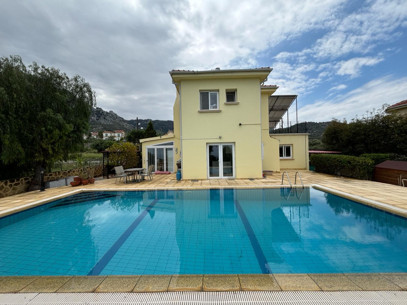 Elegant 3 Bedroom Villa With Private Pool