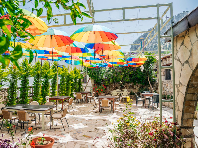 ILGAZ'DA MUHTEŞEM MANZARALI LEASHOLD OTEL/BAR
