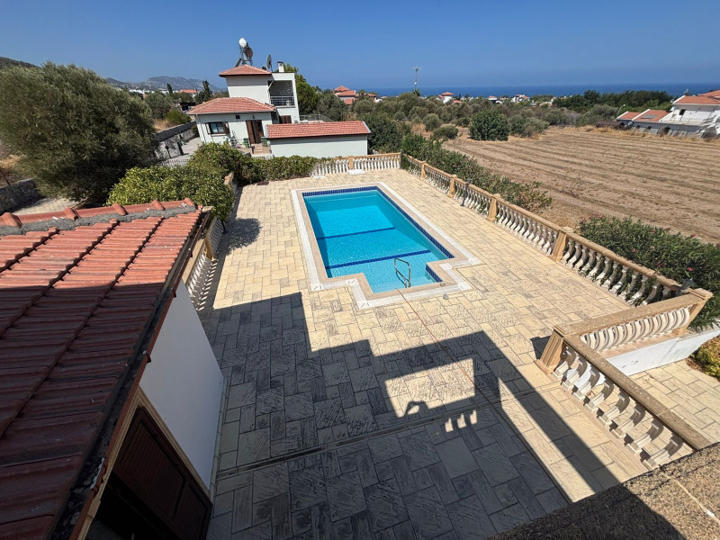 3 Bedroom Villa with Private Pool and Garden