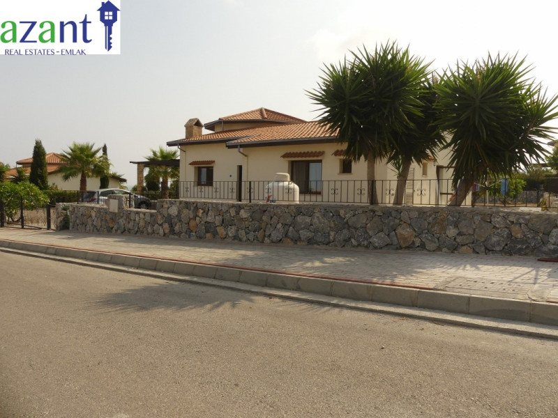 Kayalarda 3+1 Özel Havuzlu Bungalov