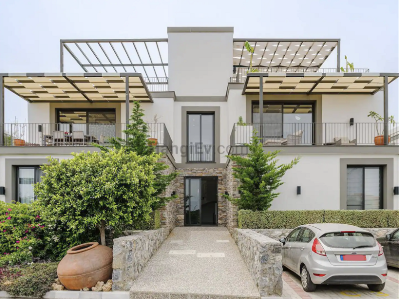 Deniz ve Doğa Manzaralı, 3 Yatak Odalı Özel Penthouse