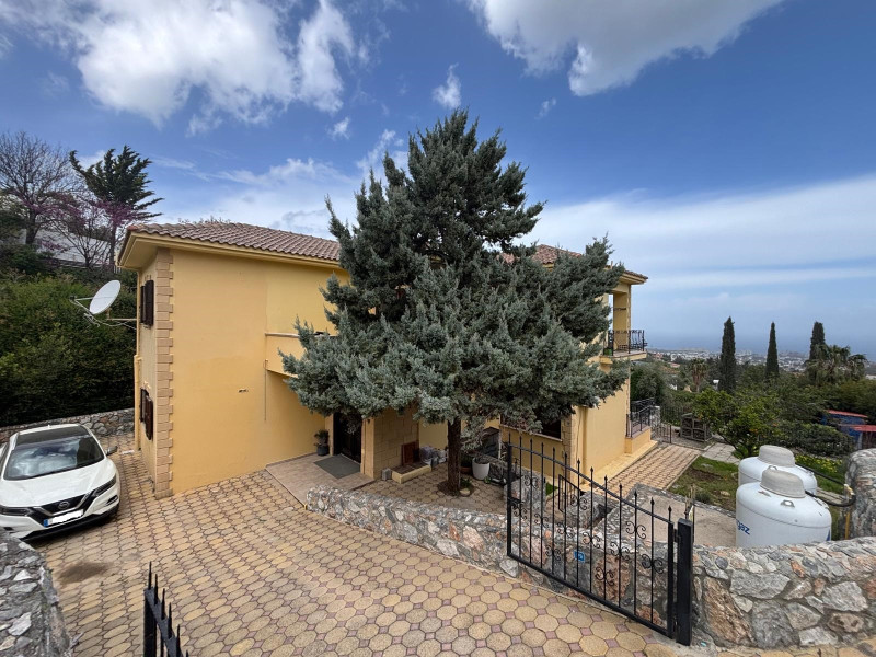 3 Bedroom Villa with Sea & Mountain Views