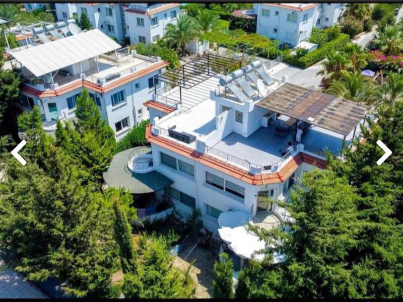 A 3-bedroom apartment in Lapta, standing out with its stunning views.