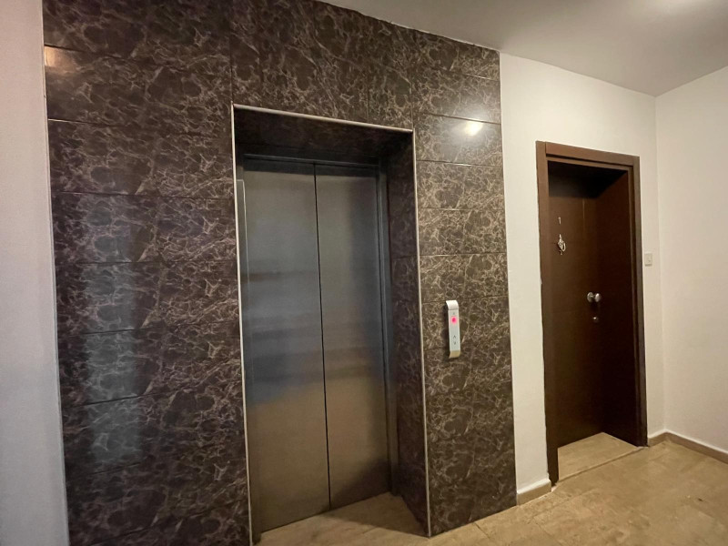 Girne'nin tam merkezinde yer alan bu ferah ve bakımlı 2+1 kiralık daire