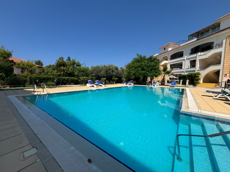 2 Bedroom Ground Floor Apartment with a Beautiful Private Garden