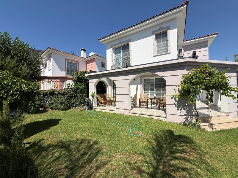 Özenle Tasarlanmış Modern 3 odalı Villa