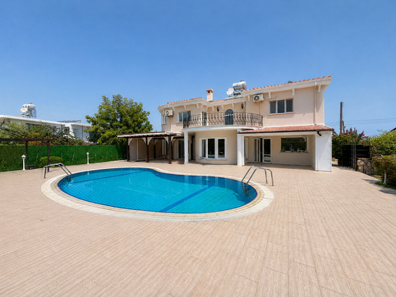 Stunning Villa with Private Pool and Incredible Views