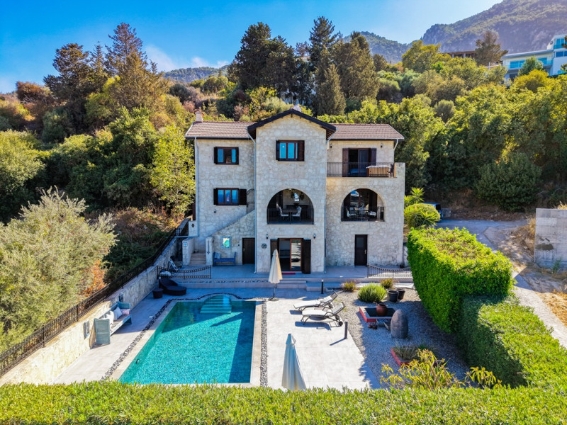 Unique Stone Villa, Modern Comfort, and Spectacular Views