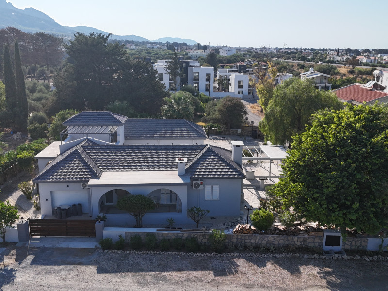 SATILIK  3+1 BUNGALOV | Yenilenmiş|  HAVUZ &  BAHÇE