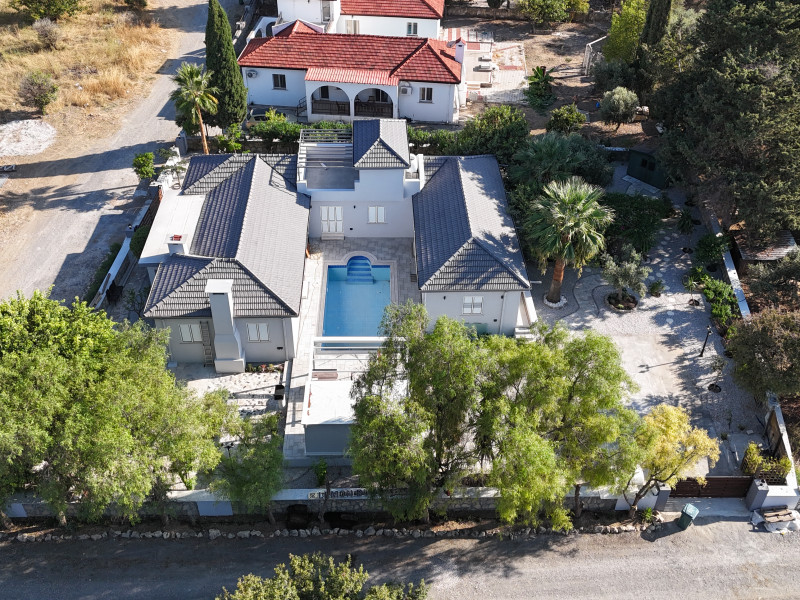 SATILIK  3+1 BUNGALOV | Yenilenmiş|  HAVUZ &  BAHÇE