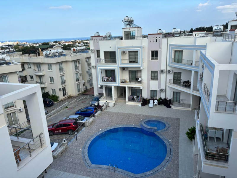 Fabulous 3 Bedroom Apartment With Communal Pool
